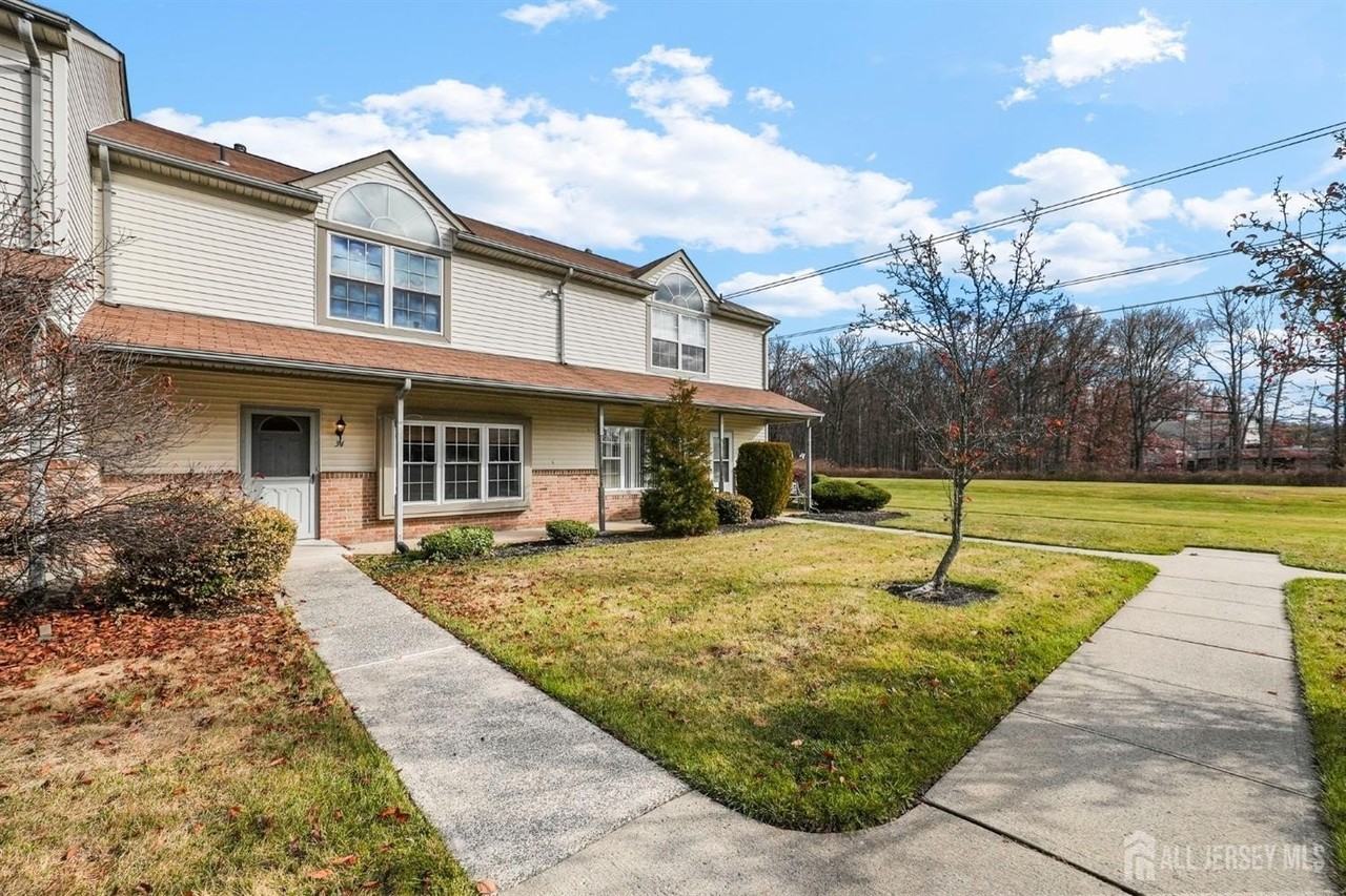 34 Sassafras Ct - Photo 2 of 20