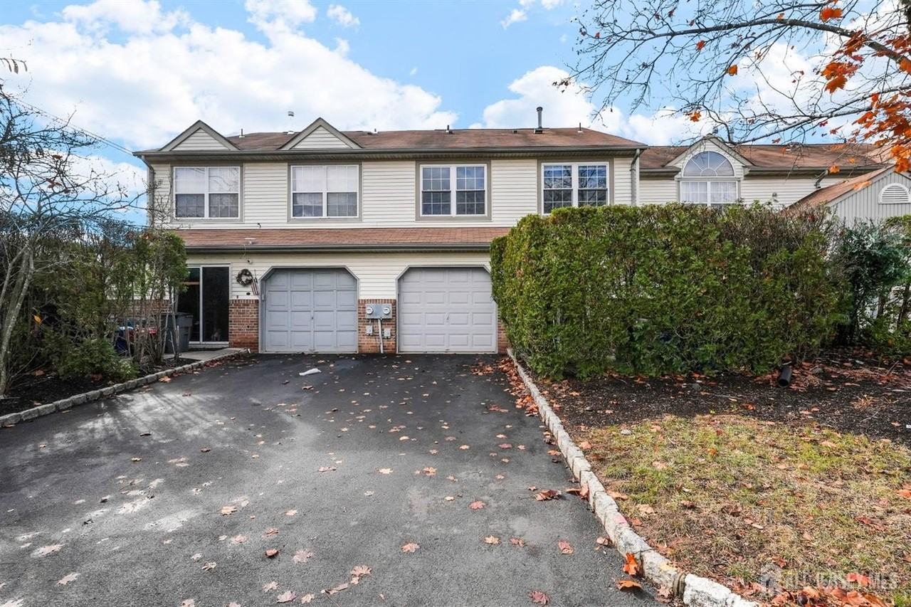 34 Sassafras Ct - Photo 3 of 20