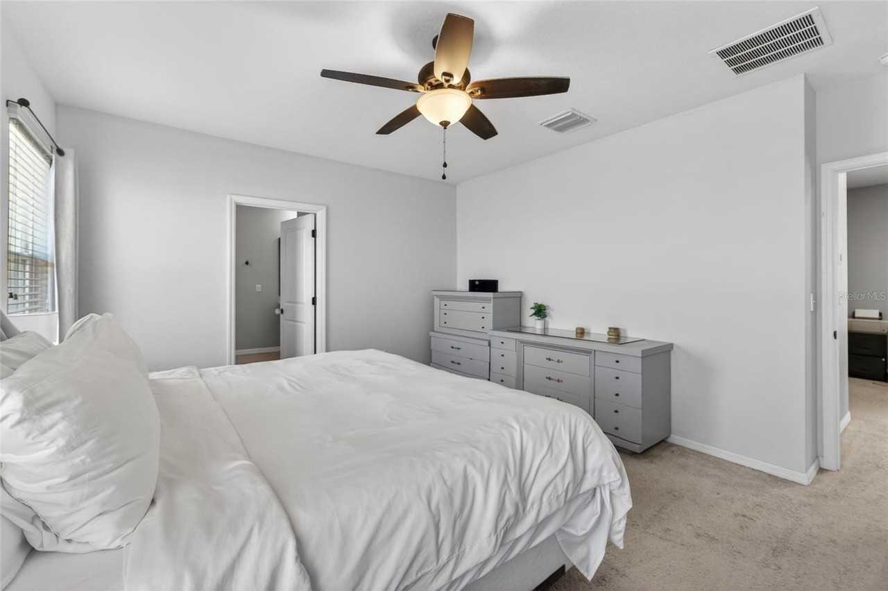 11176 Leland Groves Dr - Photo 5 of 50