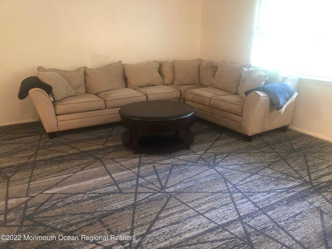 416 Brookside Ave - Photo 4 of 10