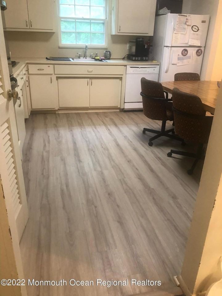 416 Brookside Ave - Photo 6 of 10