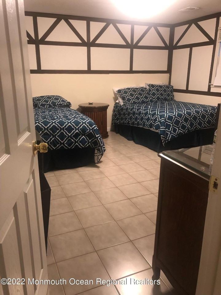 416 Brookside Ave - Photo 7 of 10