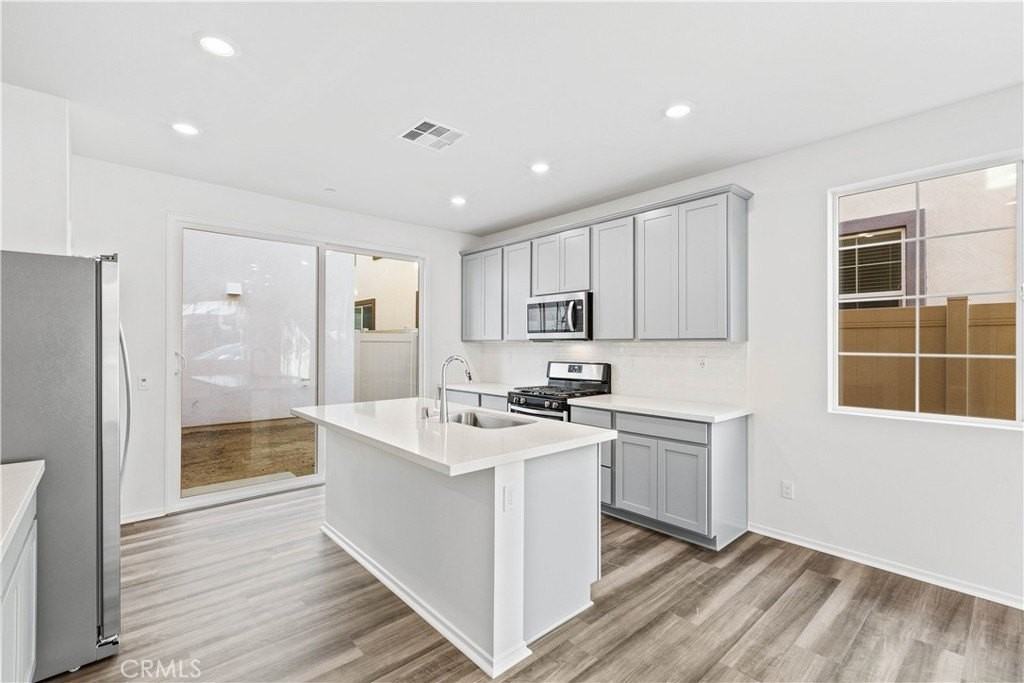 5346 Malibu Way - Photo 5 of 25