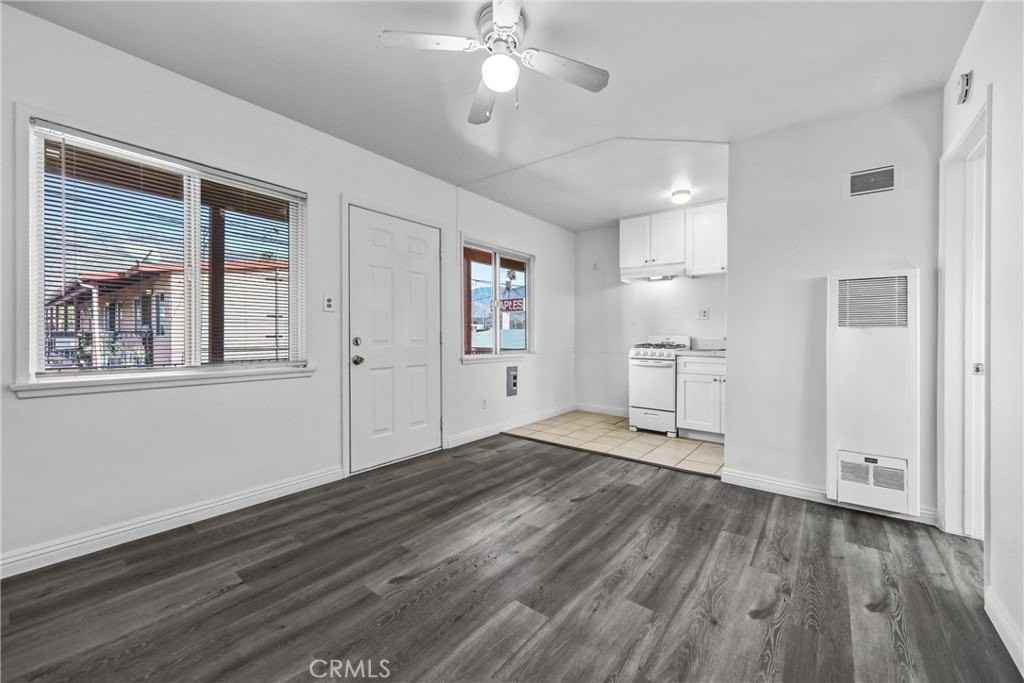 3626 E Colorado Blvd #19 - Photo 4 of 8