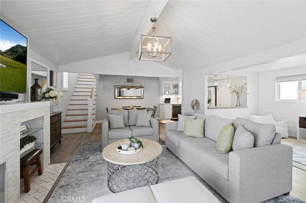 412 Colton St - Photo 2 of 46