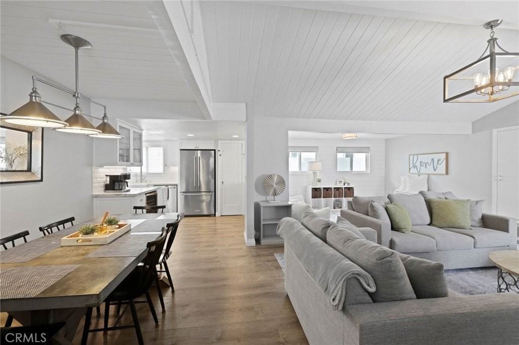 412 Colton St - Photo 5 of 46