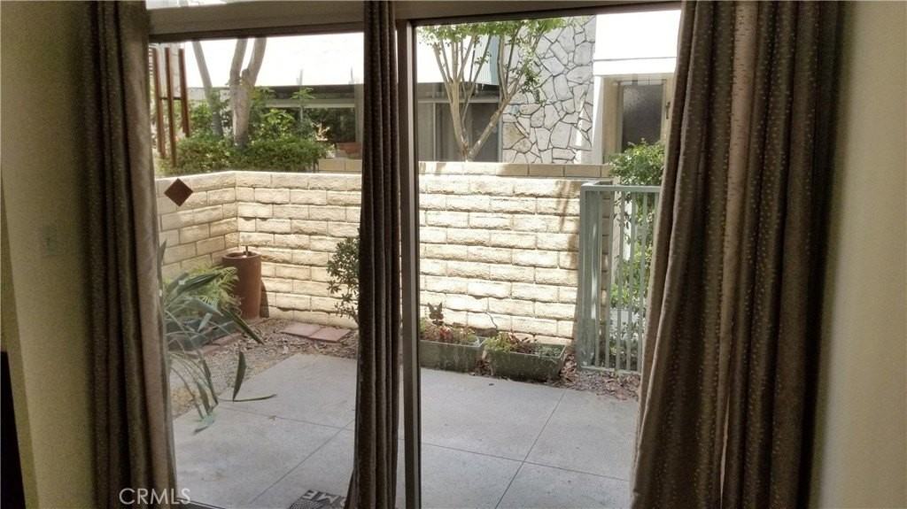 4279 W Sarah St - Photo 2 of 38