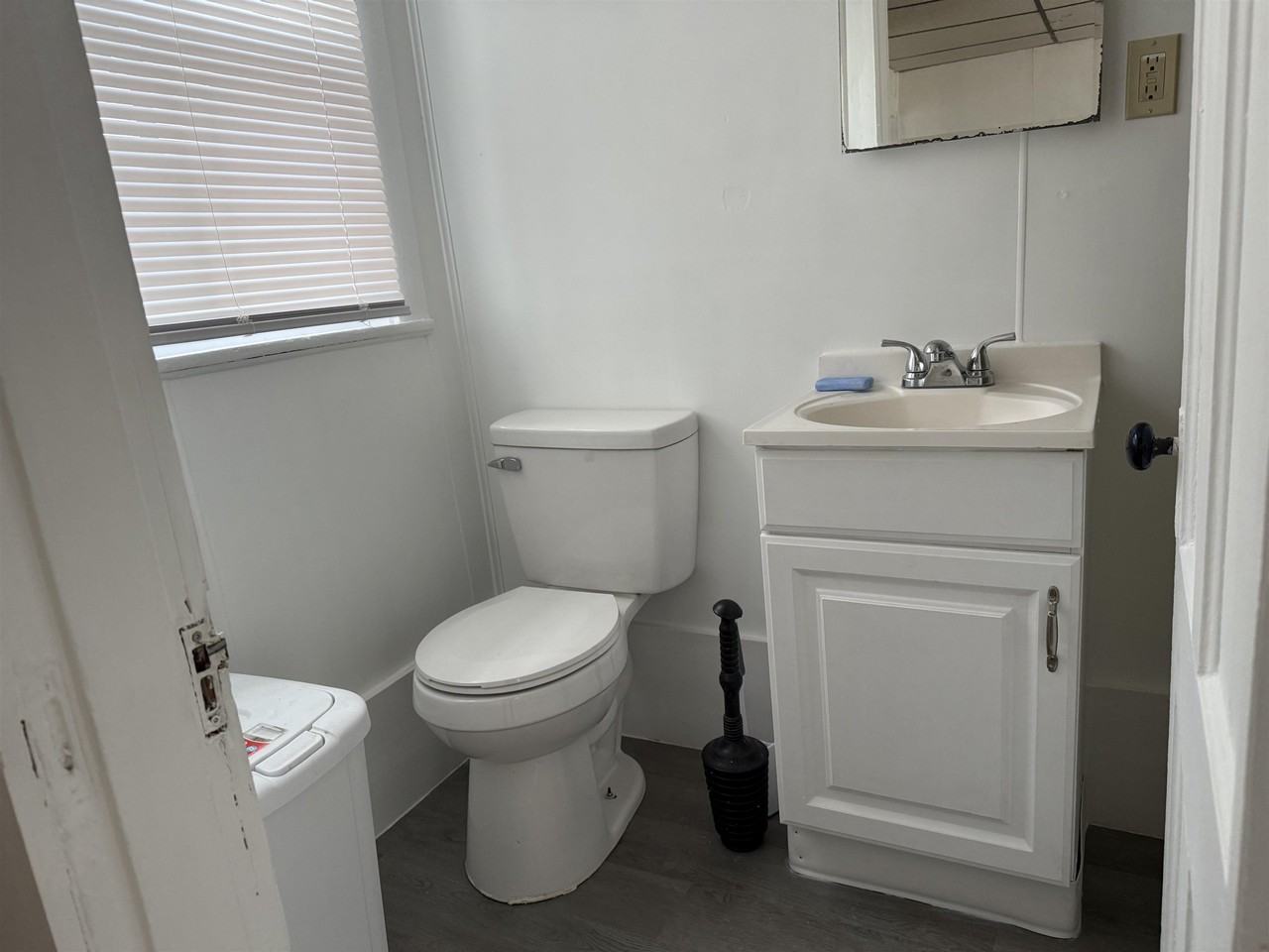 5 Washington St #4 - Photo 5 of 5