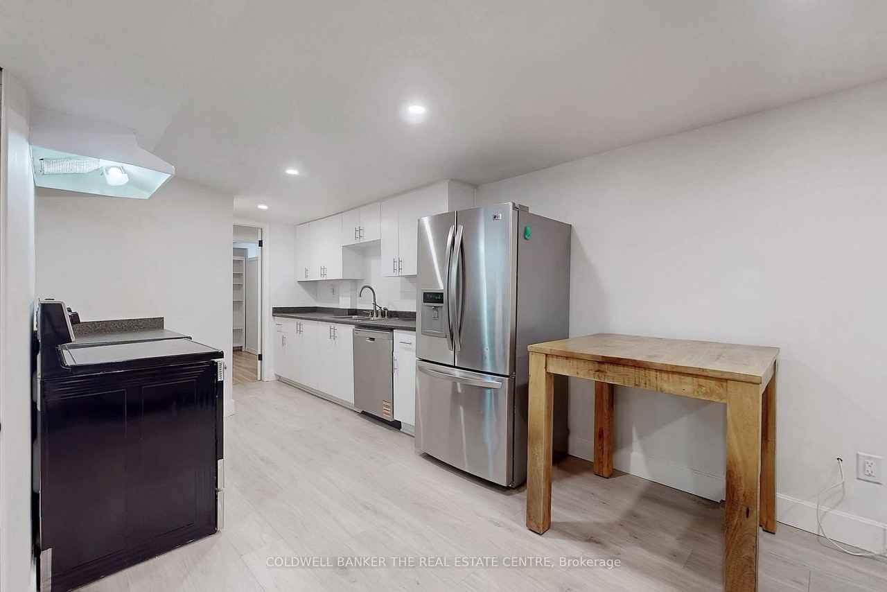 32 Hollingshead Drive - Photo 5 of 14