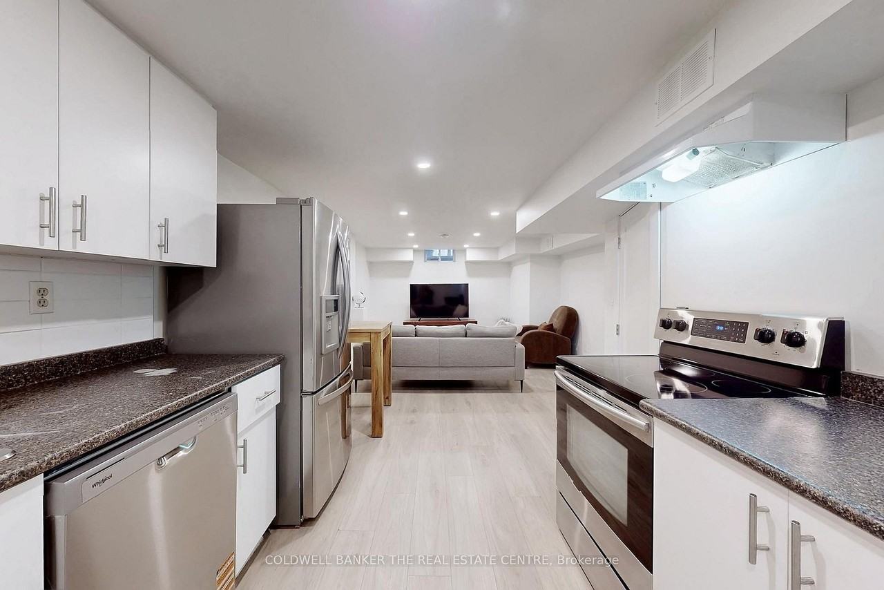 32 Hollingshead Drive - Photo 7 of 14