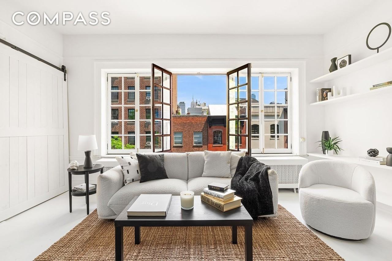 30 W 9th St #5A - Photo 5 of 17