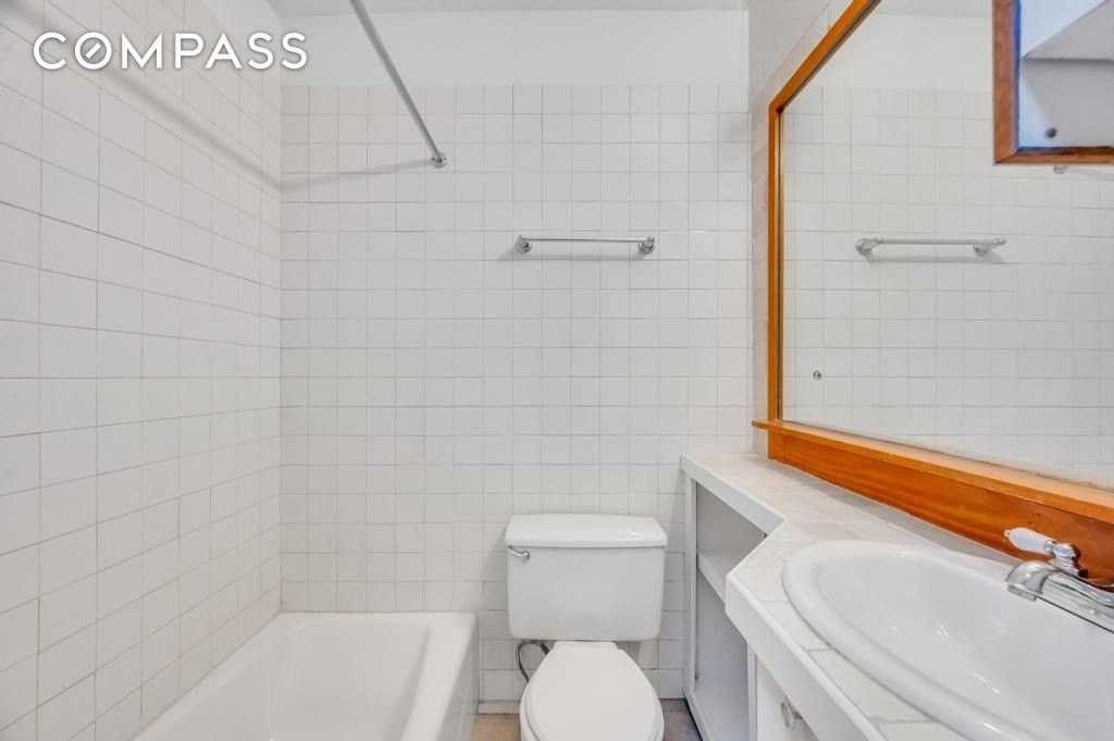 334 E 22nd St #1 - Photo 7 of 17