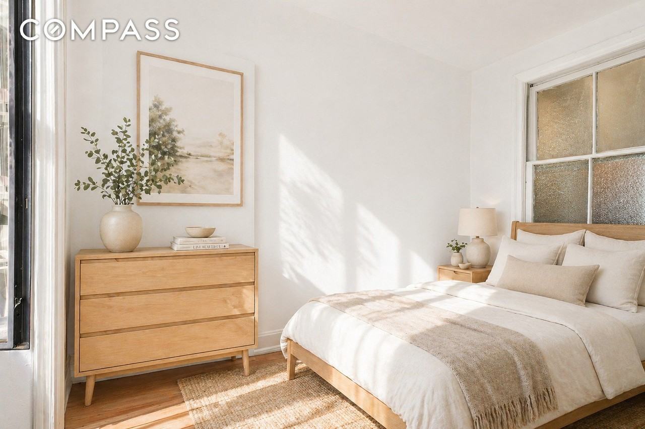 20 Renwick St #12 - Photo 3 of 7