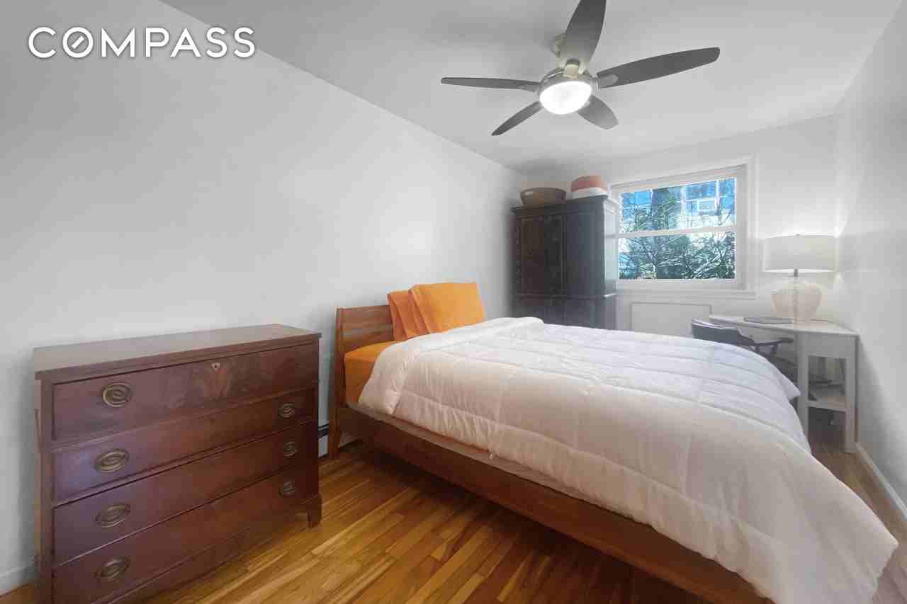 2702 12th St #1 - Photo 6 of 14