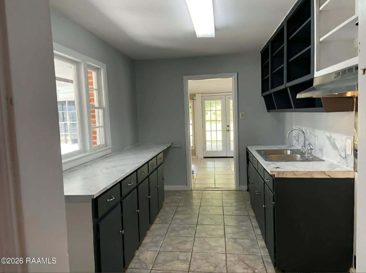 617 Chickasaw Dr - Photo 2 of 10