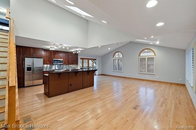 810 Chestnut St - Photo 2 of 22