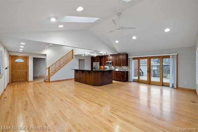 810 Chestnut St - Photo 3 of 22