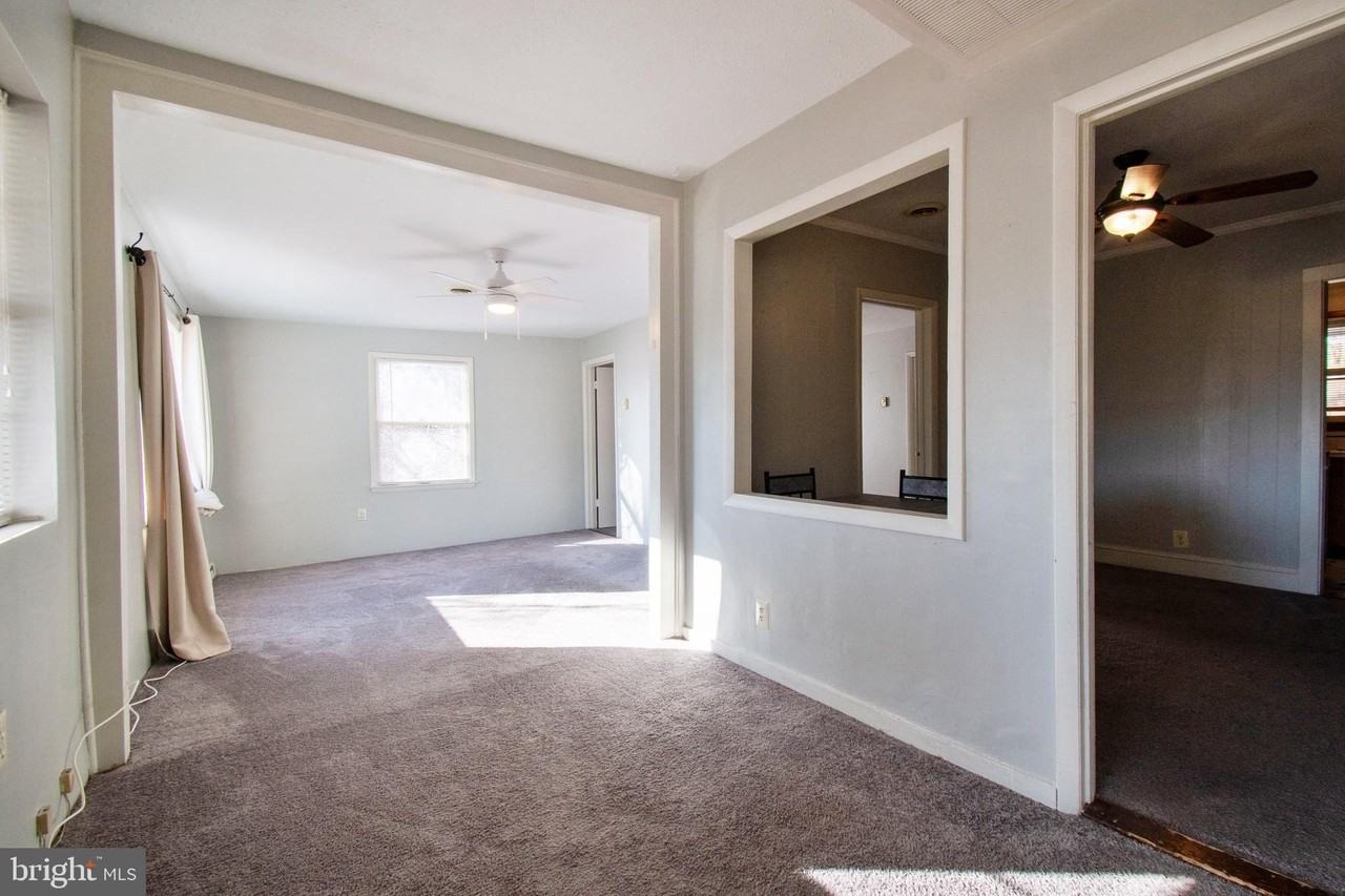 7527 C St - Photo 7 of 28