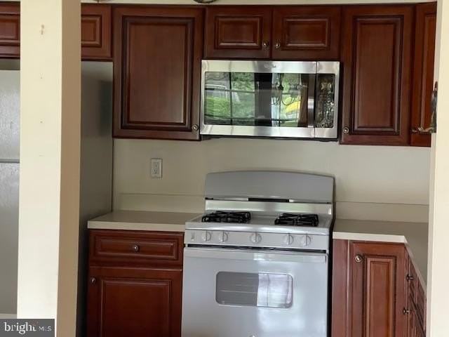 161 Andover Pl - Photo 6 of 13