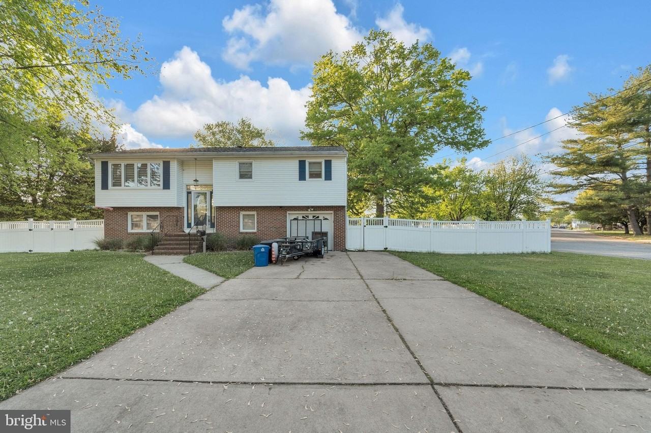 91 2nd St - Photo 3 of 29