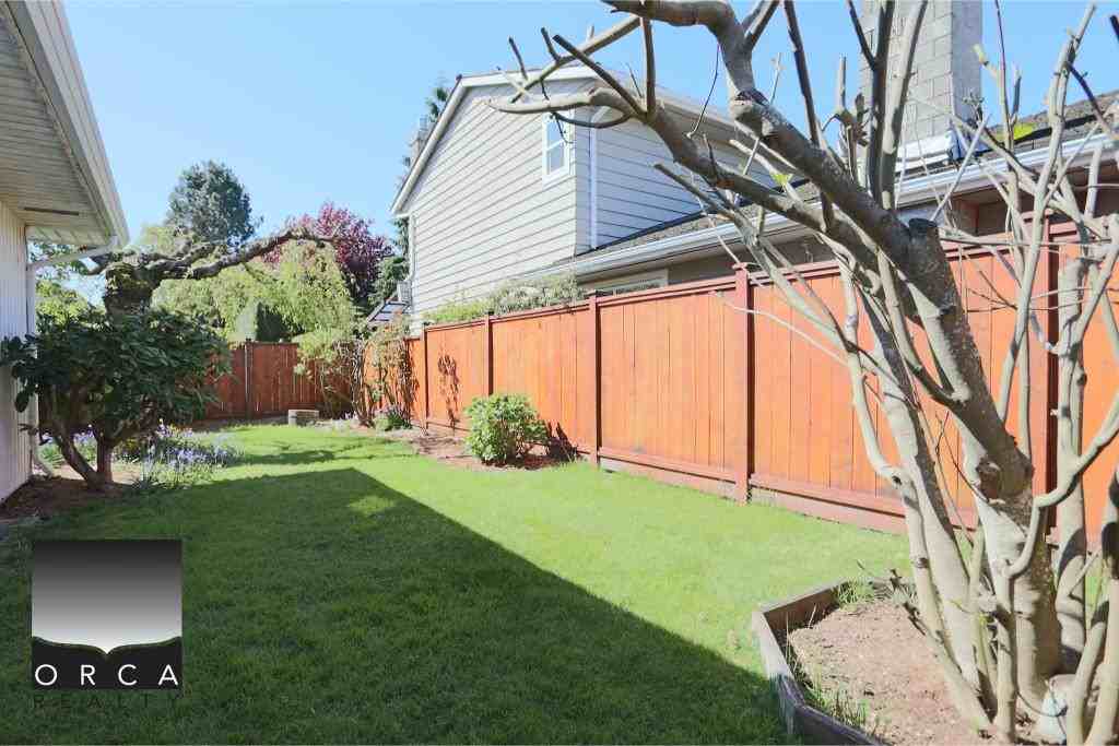 6400 Dakota Dr - Photo 7 of 41