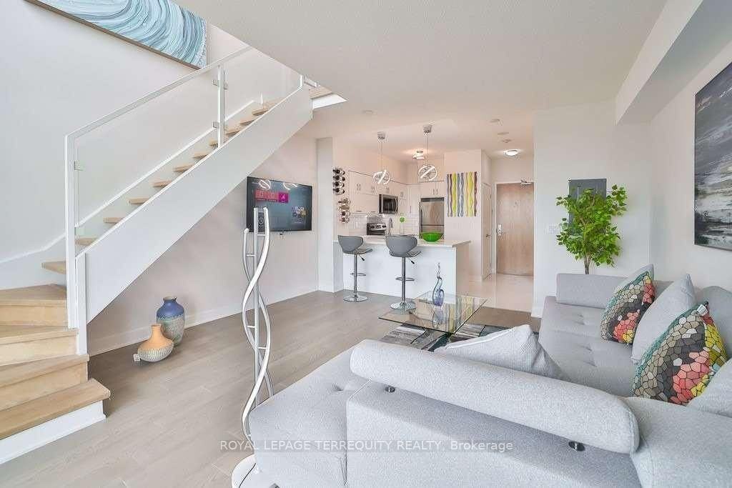 185 Legion Road North - Photo 2 of 18