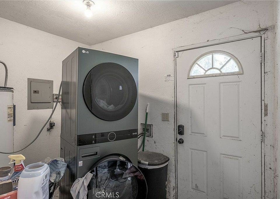 1928 Oleander Ave - Photo 7 of 14