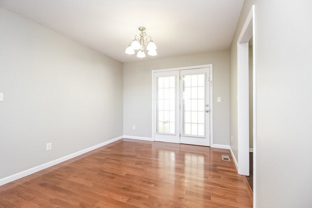3645 Rutherford Dr - Photo 6 of 17
