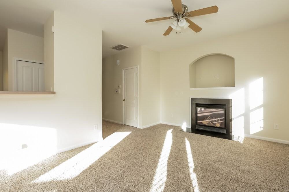 19404 Fridley Ln - Photo 3 of 13