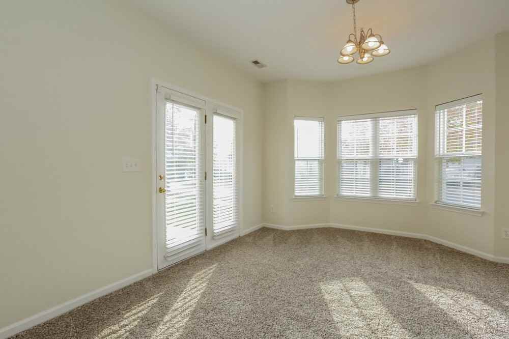 19404 Fridley Ln - Photo 4 of 13