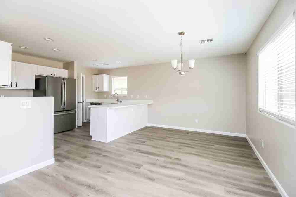 37766 N Sandy Dr - Photo 6 of 17