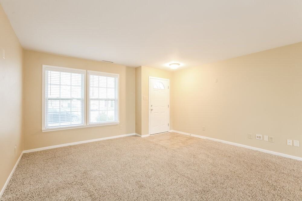 10936 Mansfield Way - Photo 4 of 25