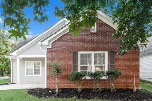 542 N Fairfield Dr - Photo 1 of 1