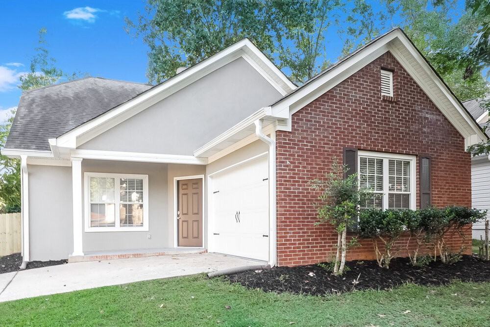 542 N Fairfield Dr - Photo 2 of 17