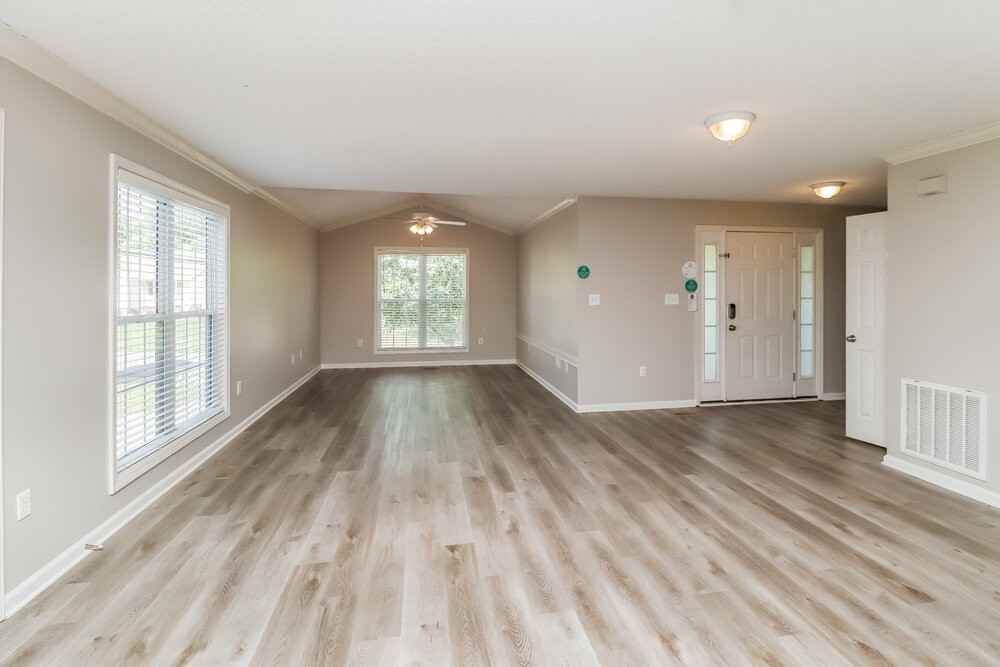 1133 Piney Church Rd - Photo 4 of 16