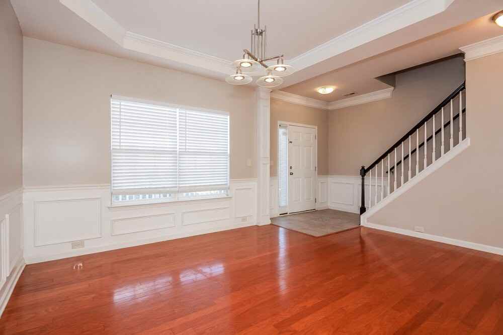 7913 Bushy Creek Dr - Photo 5 of 17