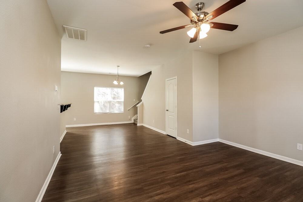 2541 Meadow Crossing Dr - Photo 5 of 17