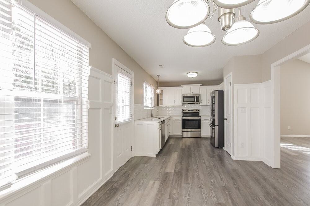 8416 Bristol Ford Pl - Photo 7 of 16