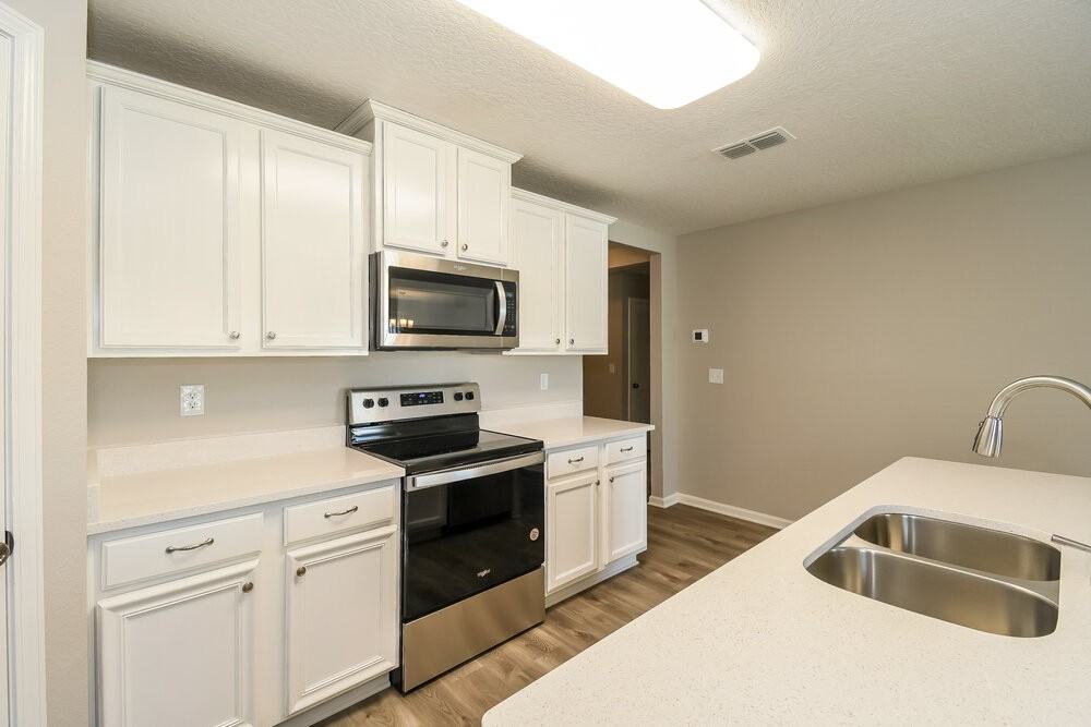 1949 Rock Springs Way - Photo 7 of 16