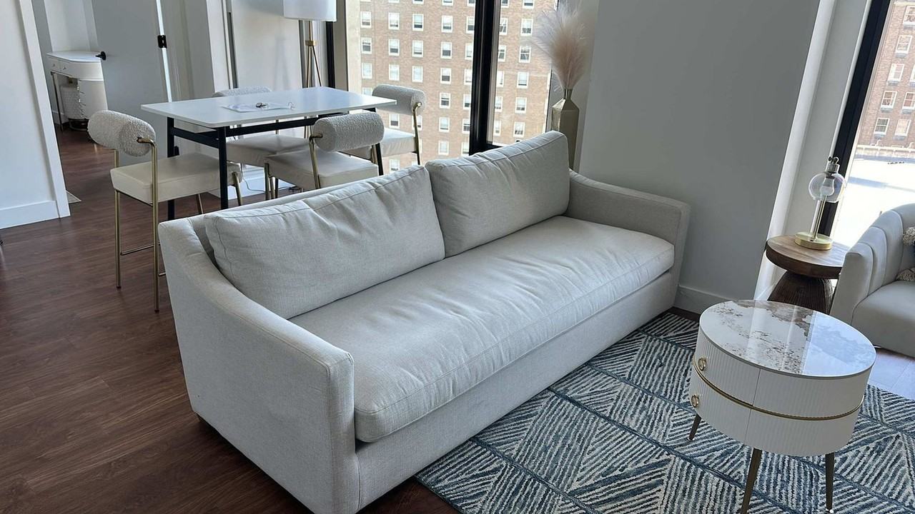 212 Stuart Street - Photo 7 of 84