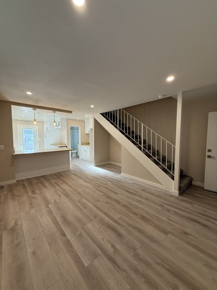10351 Scoville Ave #1 - Photo 4 of 18