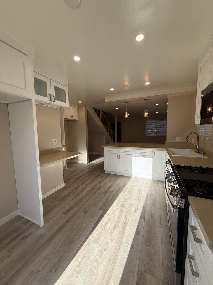 10351 Scoville Ave #1 - Photo 7 of 18