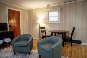 featured image of 90 Faulkner Rd