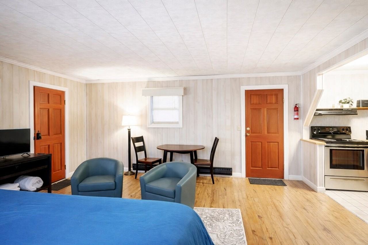 90 Faulkner Rd #1308959P - Photo 2 of 28