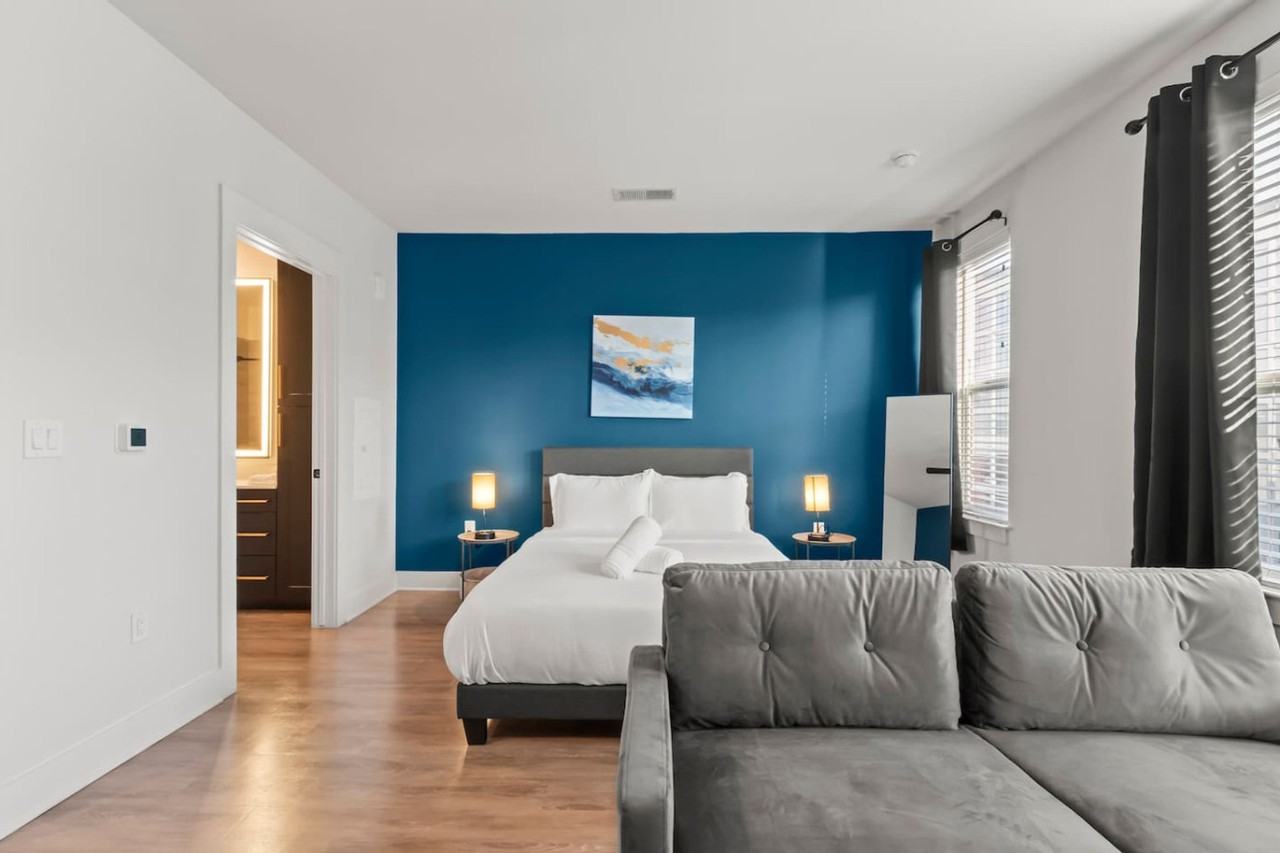 2317 W Grace St #1312501P - Photo 4 of 26