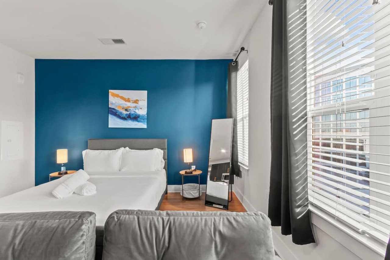 2317 W Grace St #1312501P - Photo 6 of 26