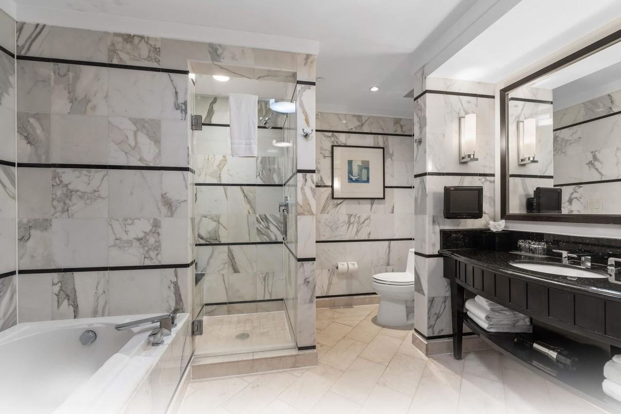 4391 Collins Ave #1325632P - Photo 5 of 7