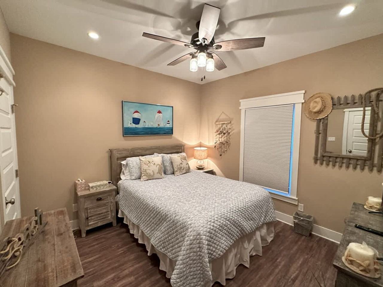 1113 Pompano Ave #1515052P - Photo 5 of 27