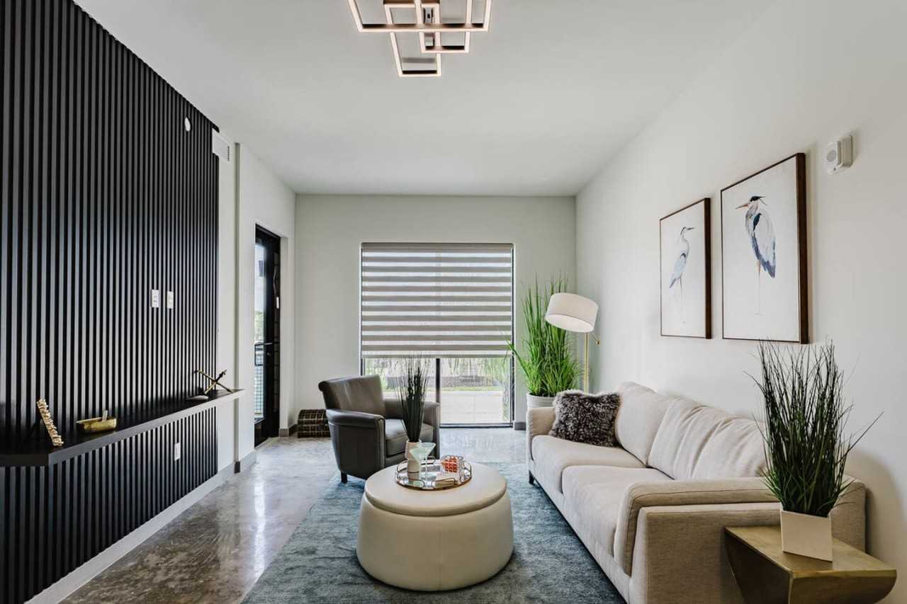 2750 Griffin Rd #1521814P - Photo 4 of 45