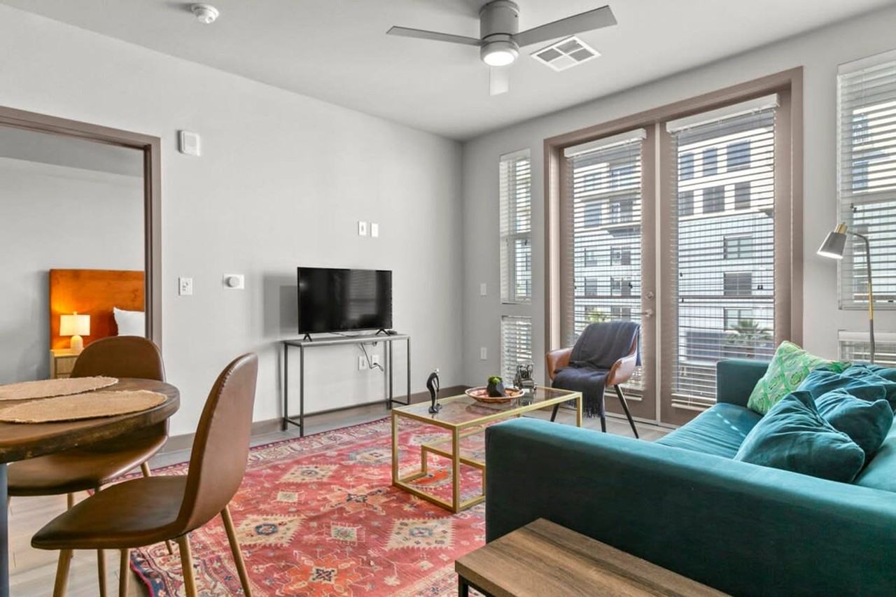 400 N 2nd Ave #1522043P - Photo 2 of 40